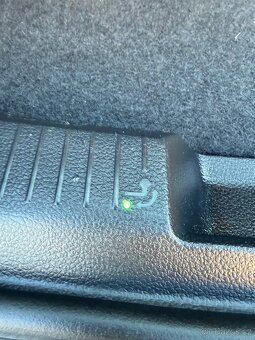 Volkswagen GOLF 1,6 DSG, auta na splátky bez registru - 14