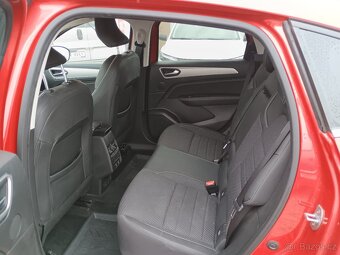 Renault Arkana Intens E-Tech 145 - pěkný stav - 14