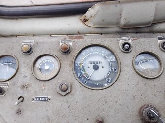 Praga V3S fekál - 14