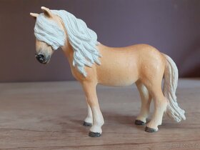 SCHLEICH Koně SBĚRATELSKÉ FIGURKY 2 - 14