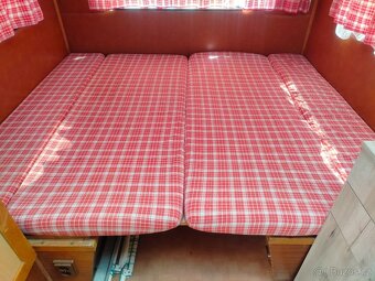 Karavan s palandy - 14