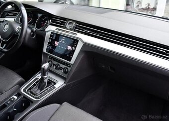 Volkswagen Passat 2.0TDi COMFORTLINE DSG ACC 1M - 14