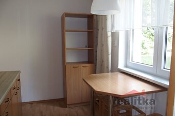 Pronájem bytu 3+1 s lodžii, Opava, ul. Slámova - 14