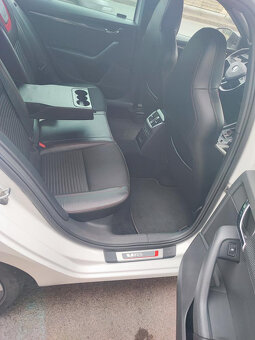 Škoda Octavia 3 RS combi 2.0TDi 135kW 4x4, Panorama, Webasto - 14