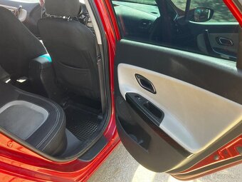 Kia Ceed 1.6crdi 2 majitel puvod ČR - 14