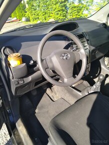 Toyota Yaris 1,33 VVT-i, 74KW, 1majitel rok 2009. - 14