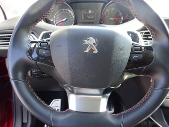 Peugeot 308 1,2 PureTech 96kW, AUTOMAT - 14