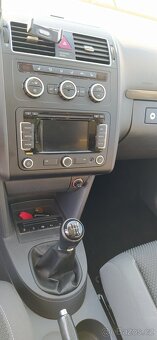 Volkswagen Touran 2.0 TDI DPF COMFORTLINE, diesel, 103kw - 14