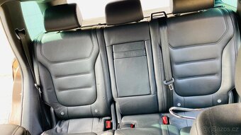 Prodám Volkswagen Touareg II 7P, 3.0TDI, CZ, servisní kniha - 14