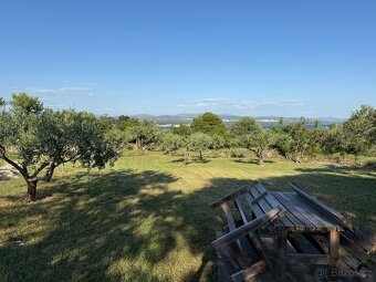 Prodej domu v Chorvatsku s olivovníkovou zahradou - 14