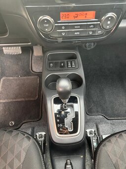 Mitsubishi Space Star - 14