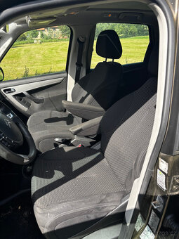 Citroën C4 1.6HDi 80kW, RV 2010, Automat, Klima, Panorama - 14