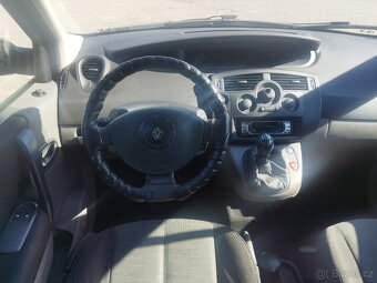 Renault Megane Scenic 1.5 DCi - 14