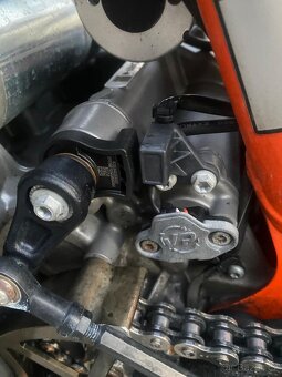 Ktm Adventure 890r - 14