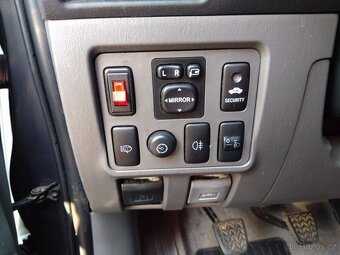 Toyota Hilux - 14