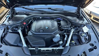 BMW 520D xDrive Touring M Sport Shadow Line, DPH - 14