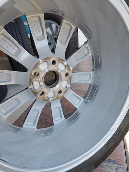 VW Passat B8 London R17 ZÁNOVNÍ letní kola - 14