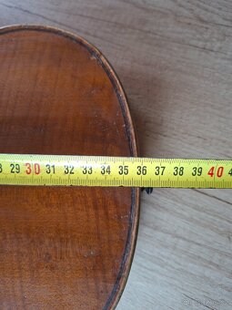 Krásné zajímavé housle - 14