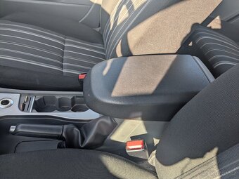 Ford Focus combi 1.6 74kw - 14