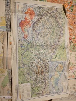 Soubor různých starých map - 14