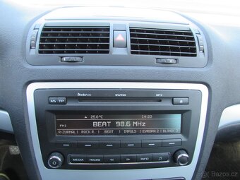 Škoda Octavia II 1.6 TDi 77kW kombi, Servisní kniha, 2.maj. - 14