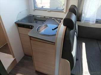 Obytné auto Sunlight T68 2.3 JTd 110kw 2019 Top stav - 14