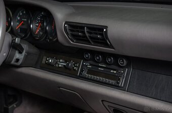 Porsche 993 Carrera 4 Coupé, 1995 – legenda na čtyřech kolec - 14