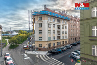 Prodej bytu 4+1, lodžie, 92 m², Praha, ul. Bartoškova - 14
