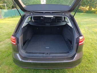 VOLKSWAGEN PASSAT 1.6 TDI, NAVI,LED,PRAV.SERVIS - 14
