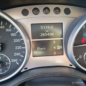 Mercedes ML350 automat 4x4,rok 2010, TZ 3,5T, serviska,TOP - 14
