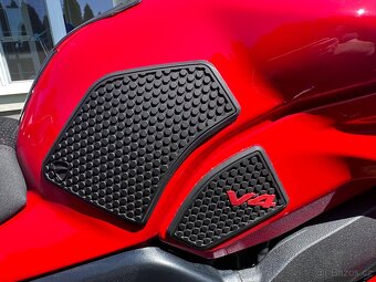 Ducati Streetfighter V4S - 14