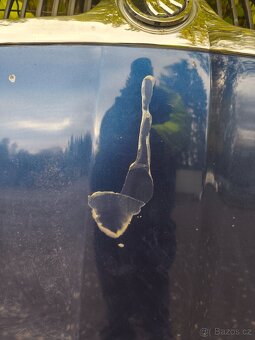 Skoda Octavia 2 - přední kapota - 14