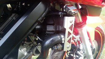 Suzuki SV650S - 14