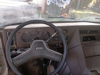 Karavan Chevy G30 6,2 diesel, měchy - 14