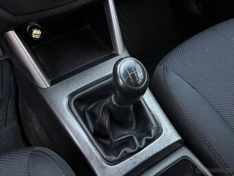 Subaru Forester 2.0i XS • 8/2011 • 110kw • Původ ČR - 14