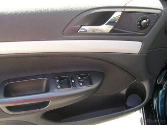 ŠKODA OCTAVIA II COMBI-FACELIFT-2.0 TDi 103KW RV-2012 - 14