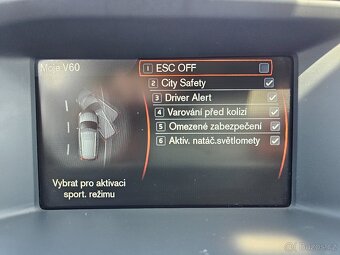 VOLVO V60 2012 T6 224 kW AWD 4x4 R-DESIGN,NAVI,PARK.KAMERA - 14