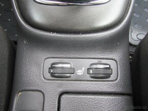 Toyota Avensis 1.8i 95kW + LPG kombi, 2.majitel, serviska - 14