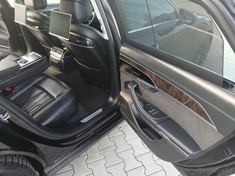 Audi A8 - 14