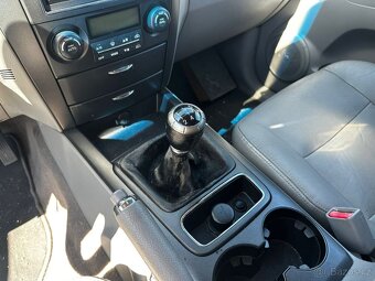 KIA Sorento 2.5 CRDi - 14