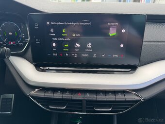 Škoda Octavia 4 iV 1.4 TSI 150kW DSG Navigace Keyless LED - 14