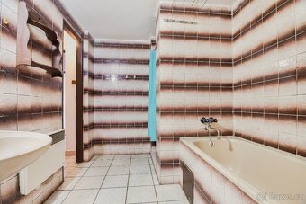 Prodej rodinného domu, 180 m2, Vranov - 14