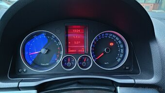 Volkswagen Golf GTI Edition 30 - 14