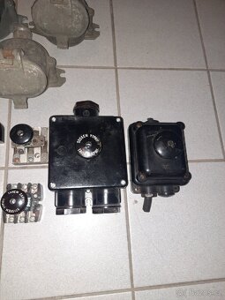 Retro zástrčka,vypínač,zásuvka 220/380V - 14