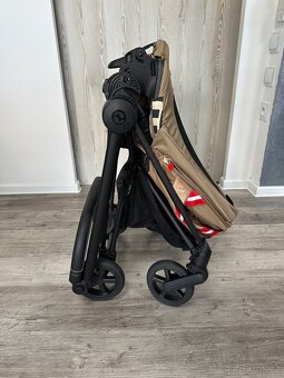 Cybex Mios 3.0 Karolina Kurkova - 14