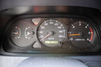 Toyota Land Cruiser 2000 - 14