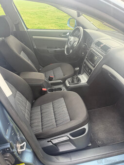 Škoda Octavia 2.0 TDI 103KW serviska nova technicka 2012 - 14