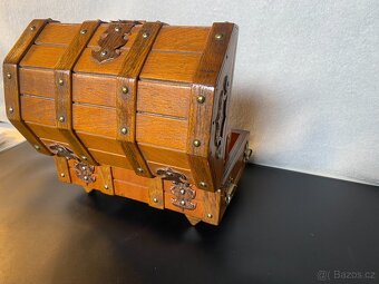 Dekorativní dřevěná truhlička – šperkovnice / úschova drobno - 14
