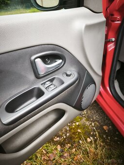 Renault Thalia 2010 - 14