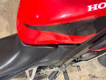 Honda CBR 125r - 14
